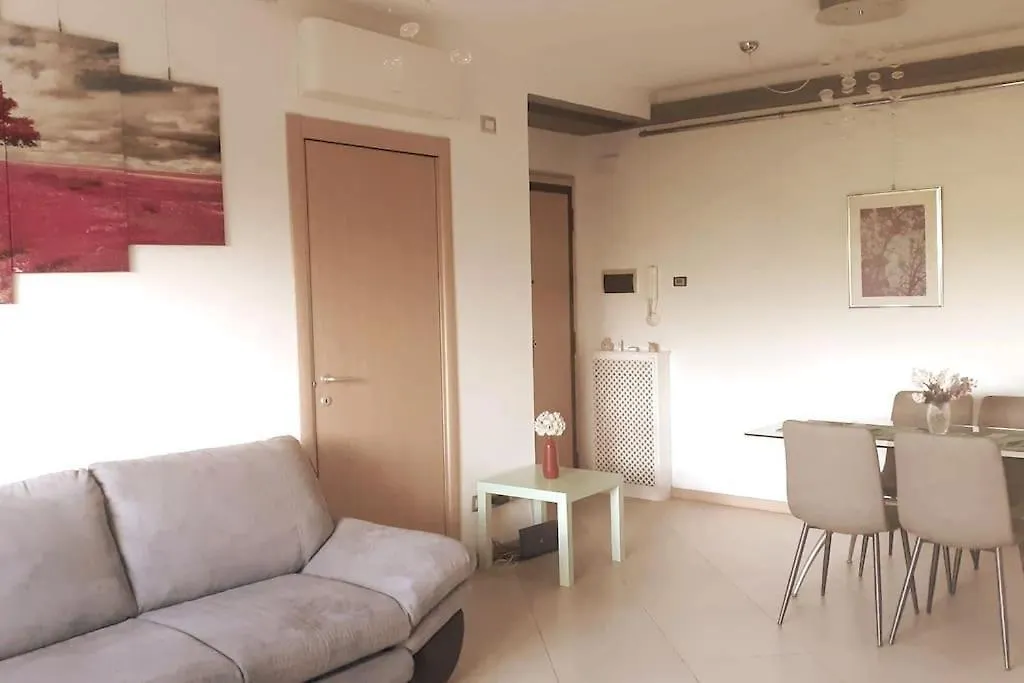 Cozy Retreat Roma Apartment  Rome