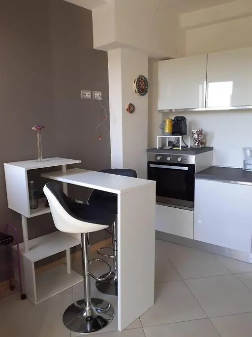 Cozy Retreat Roma Apartment
