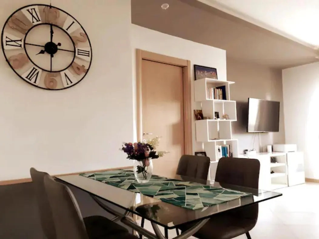 Cozy Retreat Roma Apartment